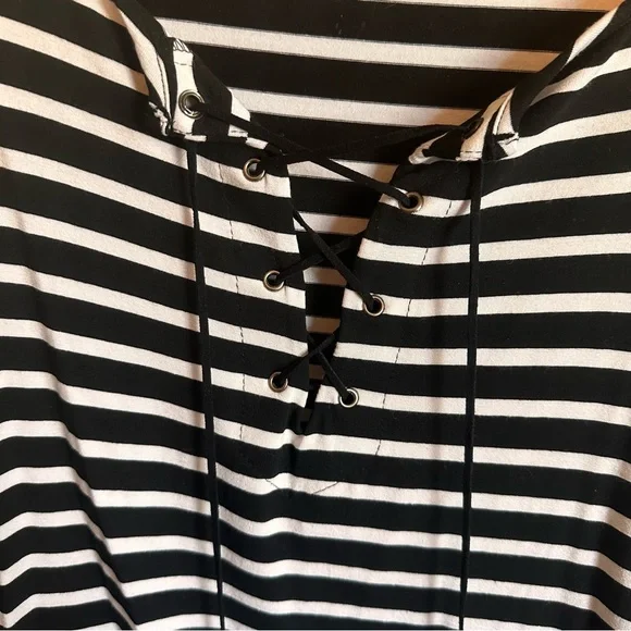 Harlow size XL striped top - Picture 3 of 7